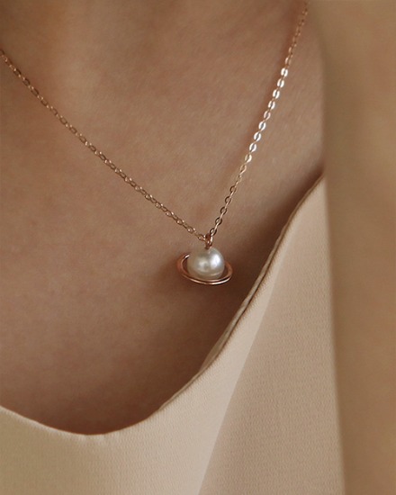 14K AAA akoya pearl planet necklace
